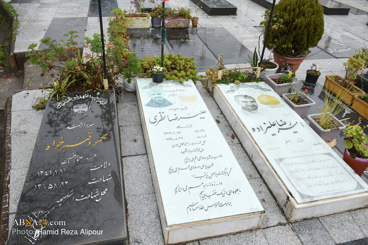 Photos: Ayatollah Ramazani Visits Imam Reza Mosque, Martyrs’ Cemetery in Rudsar
