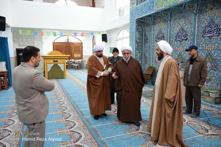Photos: Ayatollah Ramazani Visits Imam Reza Mosque, Martyrs’ Cemetery in Rudsar