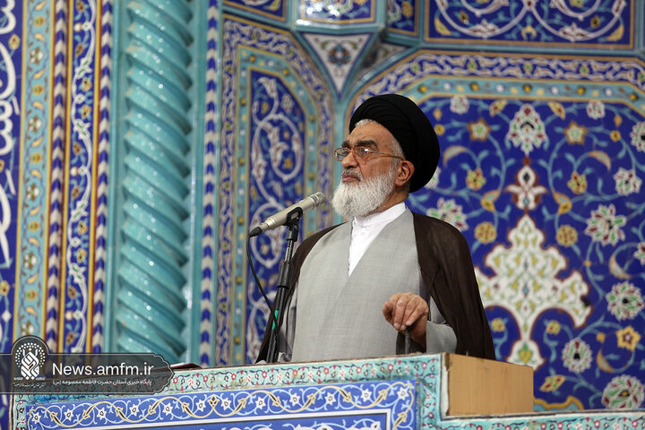 خامنه‌ای دیگر در راه است/ منتخب خبرگان، قطعا ولی امر جامعه و رهبر معظم انقلاب اسلامی است