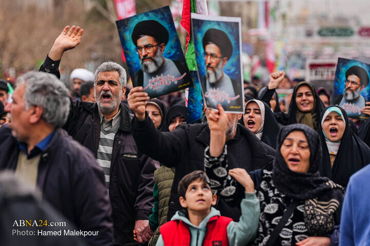 حضور رئیس مجلس شورای اسلامی در راهپیمایی یوم‌الله ۲۲ بهمن