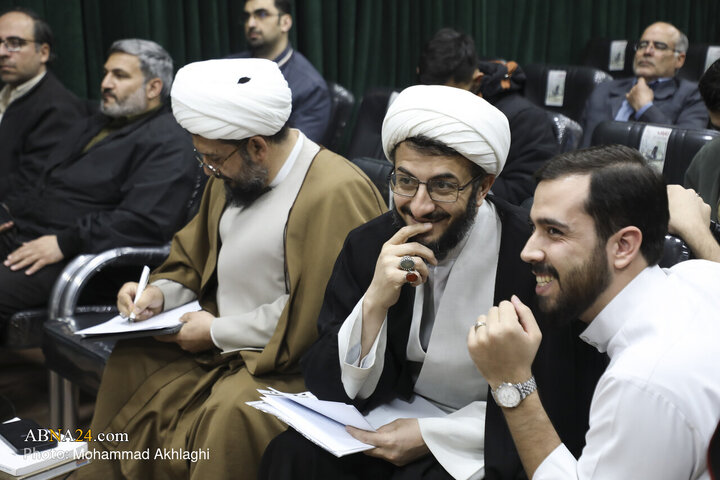 حضور حجت‌السلام فرهاد عباسی، معاون پژوهش حوزه های علمیه در نشست خبری بیست و هفتمین همایش «کتاب سال حوزه و جشنواره مقالات علمی حوزه»