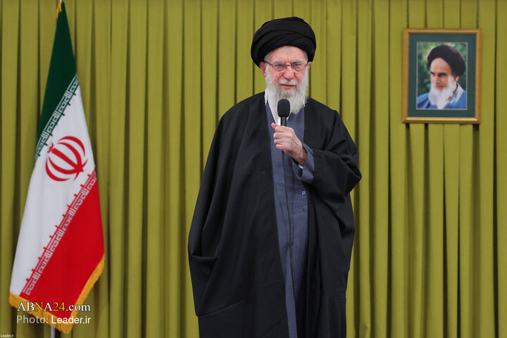 پیام رهبر انقلاب به مناسبت حماسه آفرینی ملت ایران در راهپیمایی ۲۲ بهمن