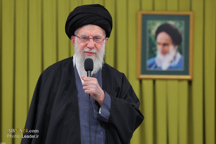 پیام رهبر انقلاب به مناسبت حماسه آفرینی ملت ایران در راهپیمایی ۲۲ بهمن