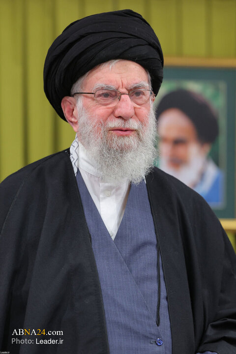 پیام رهبر انقلاب به مناسبت حماسه آفرینی ملت ایران در راهپیمایی ۲۲ بهمن
