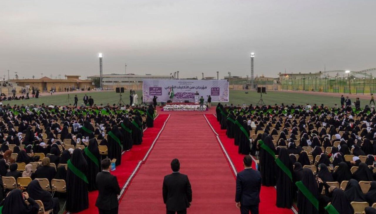 Al-Abbas Holy Shrine holds a religious obligation festival for 1,000 girls in Basra (+Photos)
