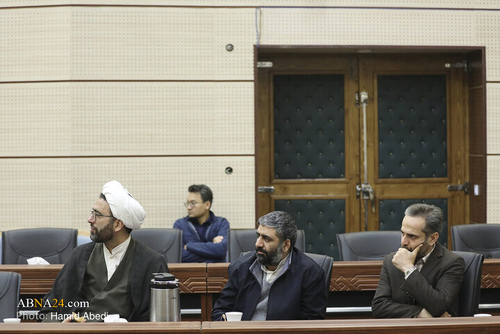 نشست علمی بررسی روش‌شناسی تألیف «موسوعة التاریخ الاسلامی» با حضور آیت‌الله یوسفی غروی
