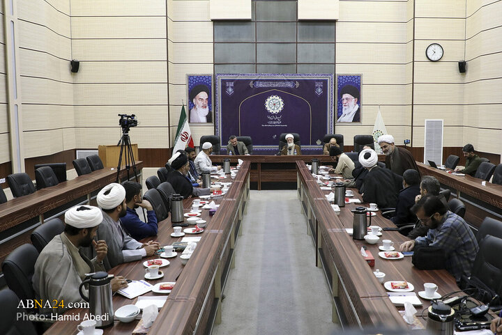 نشست علمی «مطالعات فرامتنی در تحلیل تاریخ و سیره اهل‌بیت(ع)» با حضور آیت‌الله یوسفی غروی