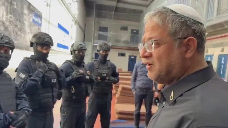 Ofer prison raid with Itamar Ben-Gvir: Prisoners report repressive parade