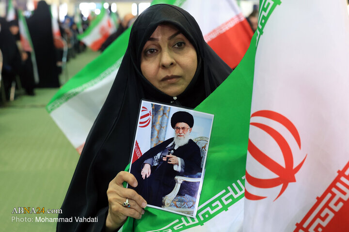 Photos: Commemoration Ceremony for 40th Day of January Martyrs