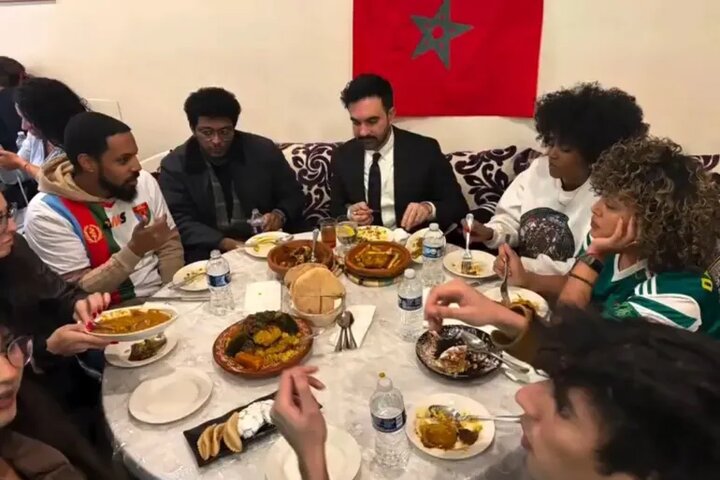آغاز نخستین رمضان شهردار مسلمان نیویورک پس از عبور از بحران برف