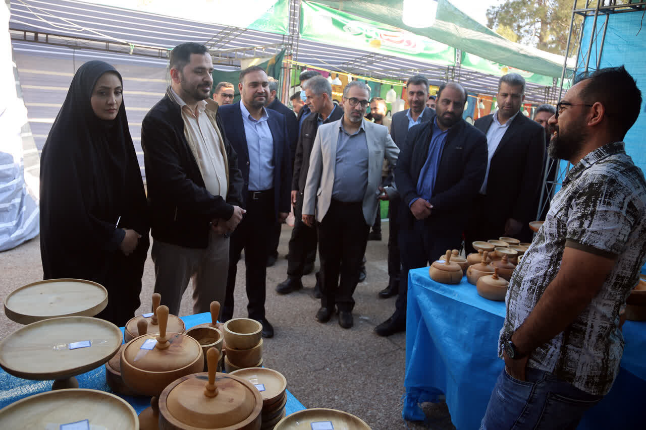 سیزدهمین رویداد ملی «روستا آباد» در شیراز کلید خورد
