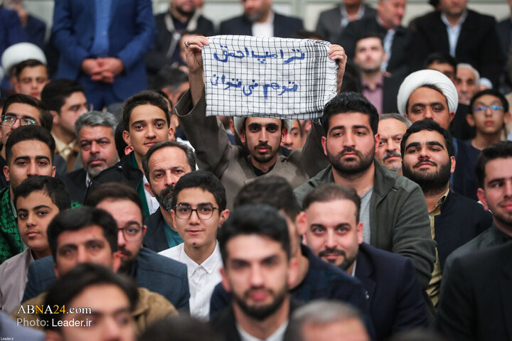 Photos: Quran recitation gathering held in presence of Imam Khamenei