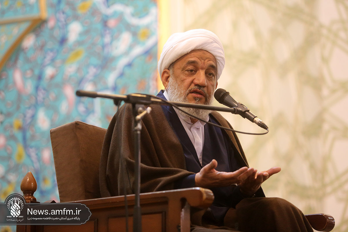 افزایش گناهان، سبب محرومیت انسان از درک حضور خدا می‌شود