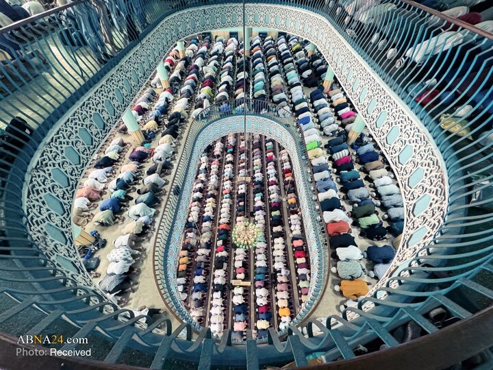 Photos: Beginning of Ramadan in Islamic Countries