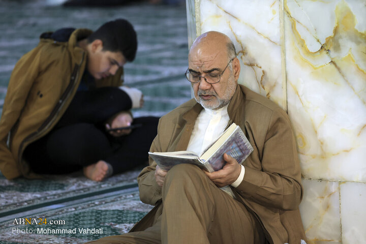 جزء خوانی قرآن کریم در حرم عبدالعظیم (ع)