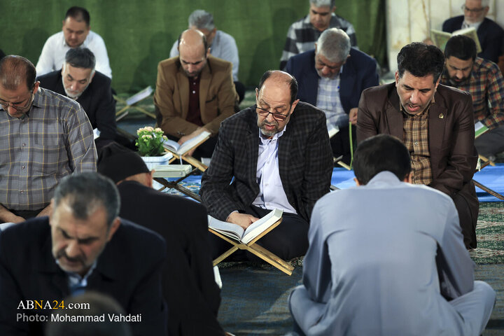 جزء خوانی قرآن کریم در حرم عبدالعظیم (ع)