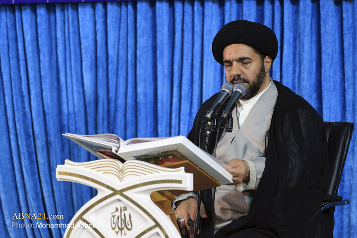 جزء خوانی قرآن کریم در حرم عبدالعظیم (ع)
