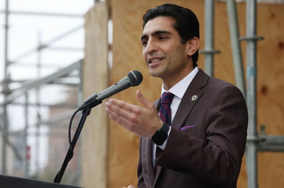 Texas Democrats Call for Review of Islamic Schools’ Exclusion From $1 Billion Education Voucher Program