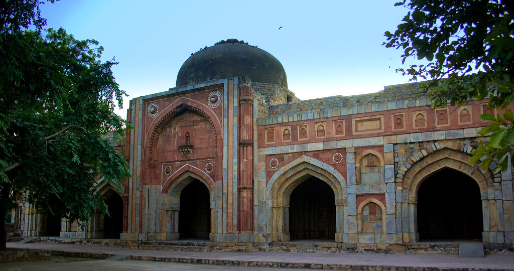 RTI on ASI Role Raises Questions on Prayer Ban in Many Historic Mosques in India