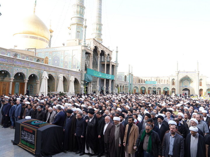 تشییع پیکر آیت‌الله مامقانی در حرم حضرت فاطمه معصومه(س)