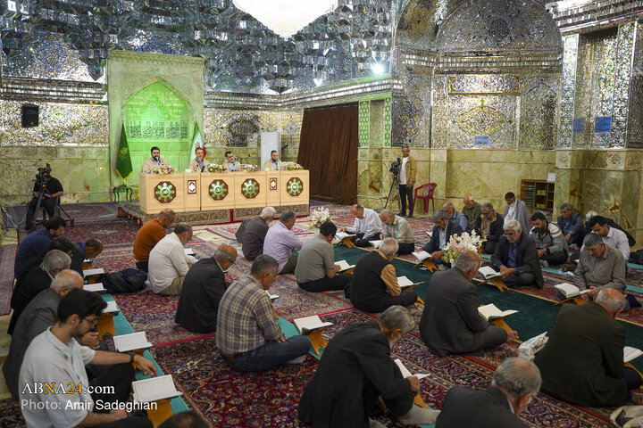 مراسم جزءخوانی و ترتیل خوانی قرآن کریم در حرم مطهر حضرت شاهچراغ (ع)