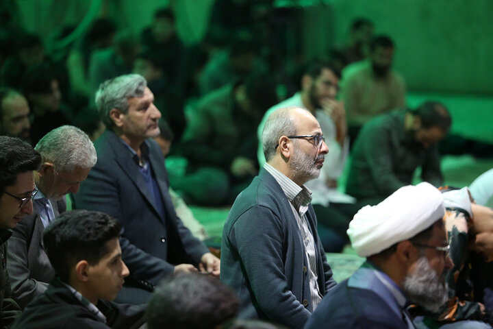 مناجات‌خوانی «شب‌های بندگی» در حرم حضرت فاطمه معصومه (س)