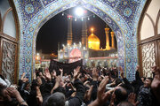 Photos: Spiritual Atmosphere of Fatima Masoumeh Holy Shrine on Night of Hazrat Khadija’s Demise Anniversary