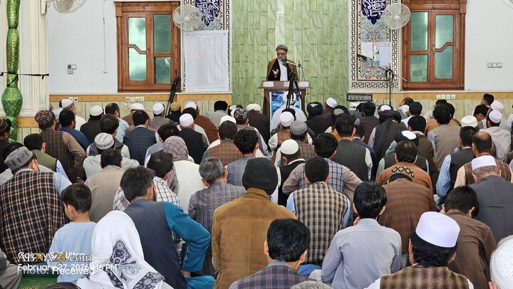 گزارش تصویری | نماز جمعه شیعیان افغانستان در استان هلمند