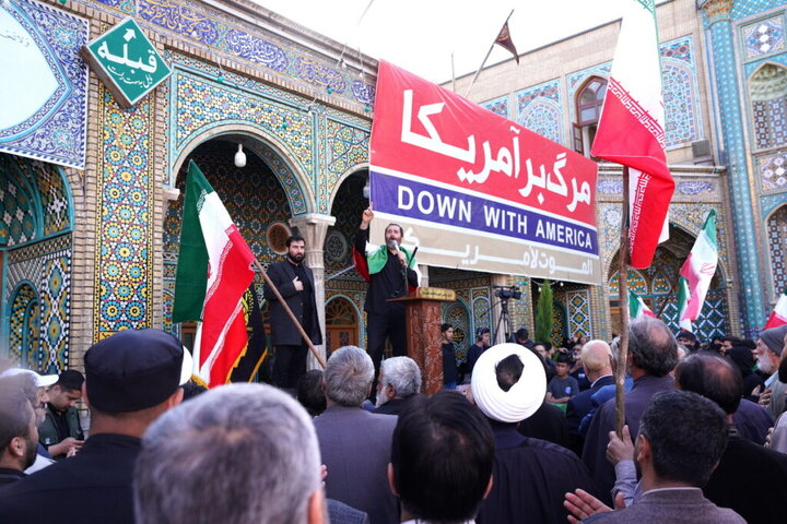تجمع خودجوش مردم قم در محکومیت تجاوز آمریکایی صهیونیستی به ایران