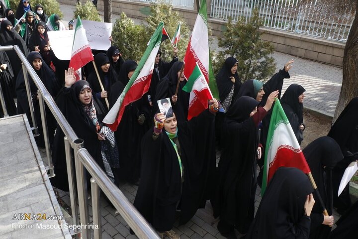 تجمع دانشجویان دانشگاه تبریز در محکومیت جنایات رژیم صهیونیستی و آمریکا در تبریز