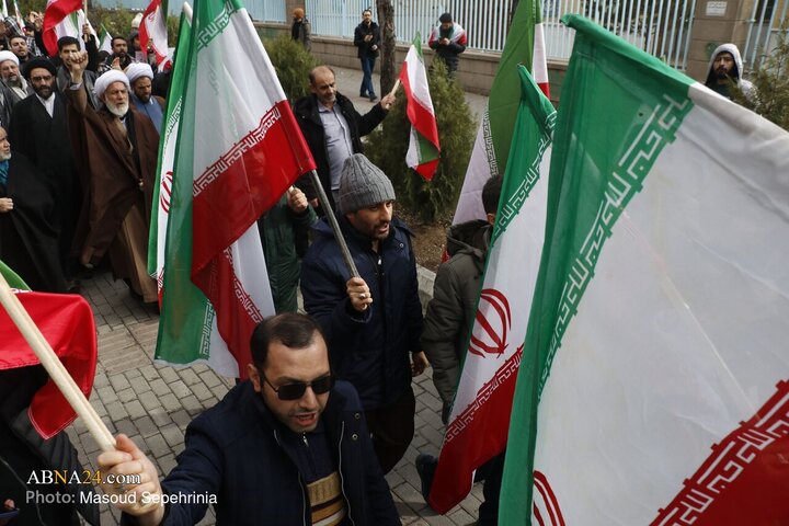 تجمع دانشجویان دانشگاه تبریز در محکومیت جنایات رژیم صهیونیستی و آمریکا در تبریز