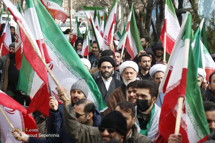 تجمع دانشجویان دانشگاه تبریز در محکومیت جنایات رژیم صهیونیستی و آمریکا در تبریز