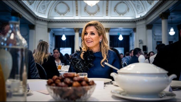 Video: Queen of Netherlands Attends Muslims’ Iftar Banquet