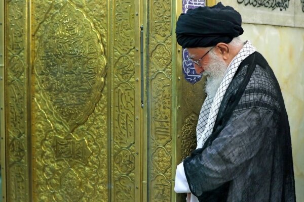 حرم مطهر رضوی یکپارچه سیاه پوش شد