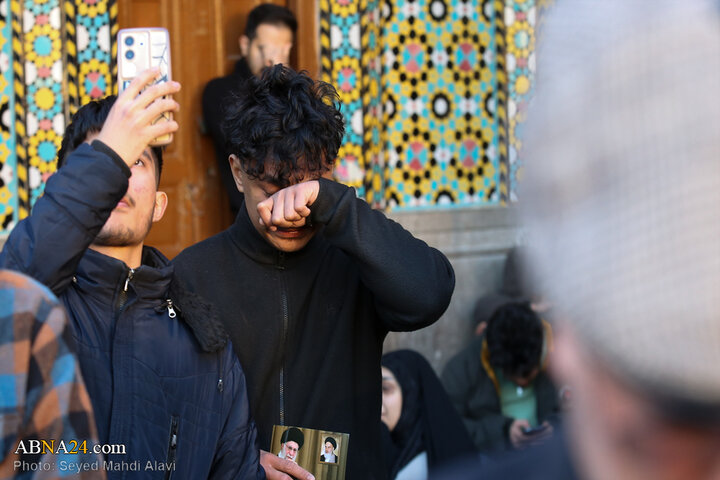 تجمع سوگواران رهبر شهید انقلاب در حرم حضرت معصومه(س)