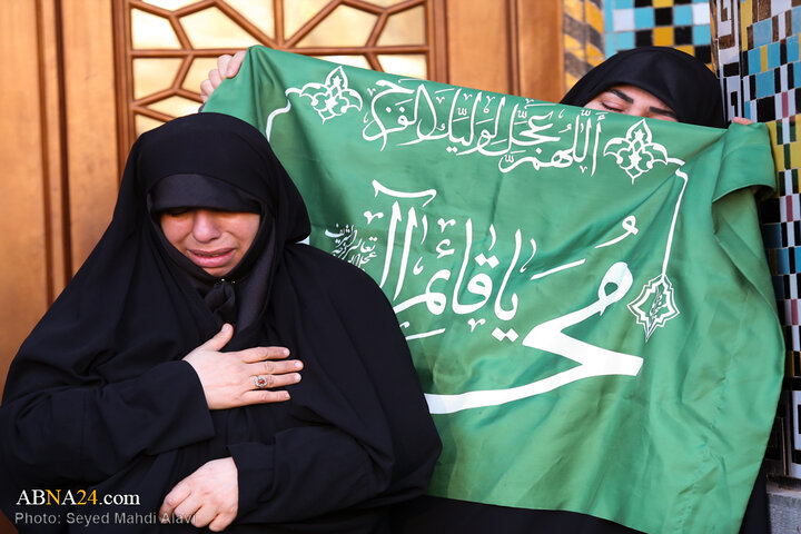 تجمع سوگواران رهبر شهید انقلاب در حرم حضرت معصومه(س)
