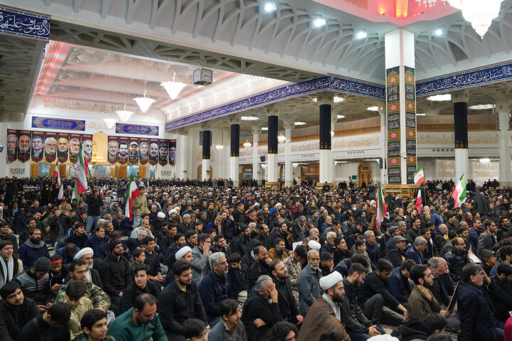 برپایی مراسم سوگواری رهبر شهید انقلاب در حرم بانوی کرامت