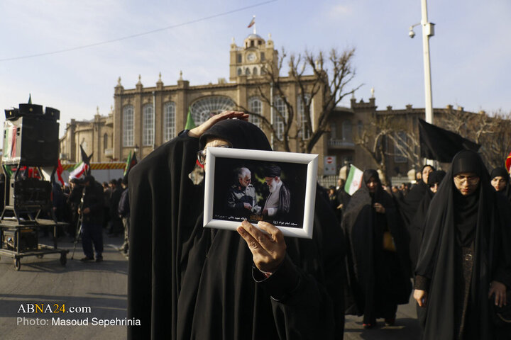 تجمع سوگواران رهبر شهید انقلاب در تبریز