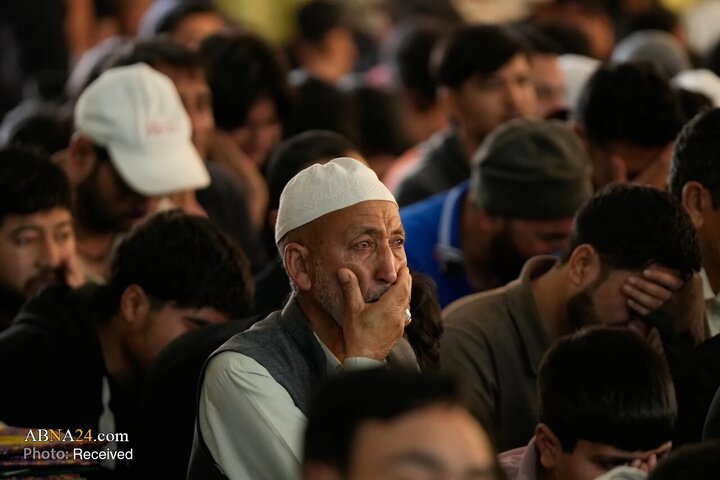 شیعیان در جامو هند، در آیین ویژه نماز، در پی اعلام شهادت آیت‌الله علی خامنه‌ای با برگزاری مراسم سوگواری و قرائت دعا، یاد او را گرامی داشتند.