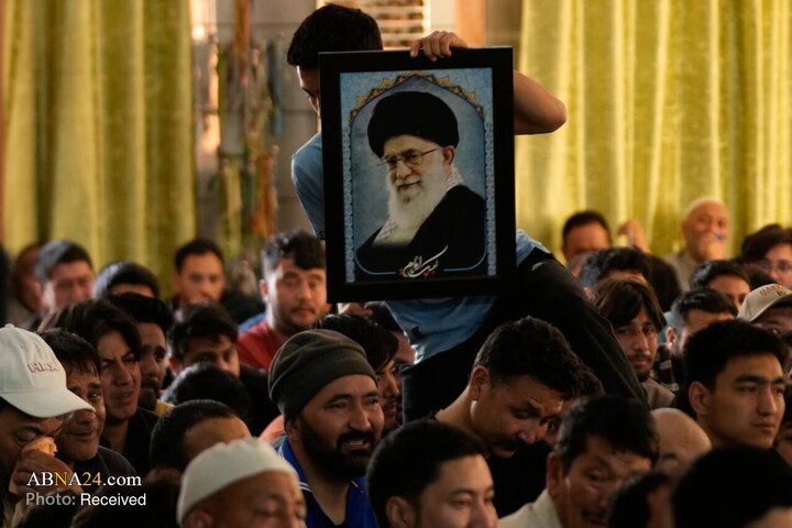 شیعیان در سریناگر کشمیر تحت کنترل هند، در پی شهادت آیت‌الله علی خامنه‌ای در حملات آمریکا و اسرائیل، با برگزاری تجمع و مراسم سوگواری، همبستگی خود را با مردم ایران اعلام کردند.