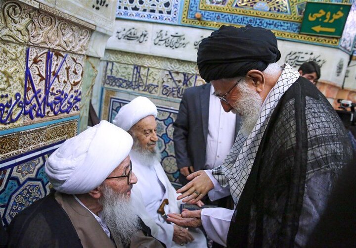 پیام تسلیت آیت الله وحید خراسانی در پی شهادت رهبر شهیدمان