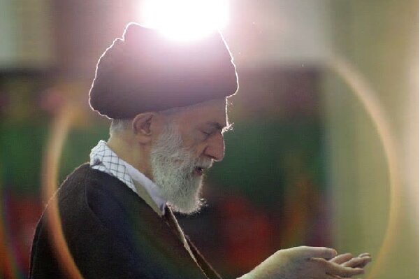 رئیس شبکه تمدن افغانستان: رهبری خامنه‌ای نماد عزت و مقاومت امت اسلامی بود