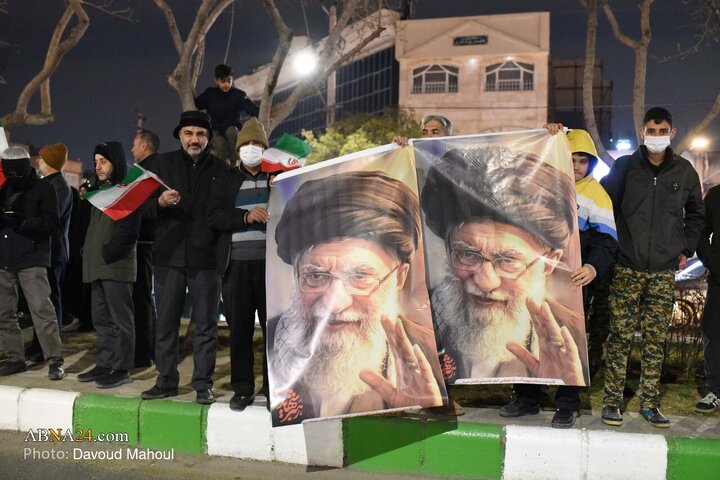 تجمع مردم سوگوار مشهد در پی شهادت رهبر انقلاب