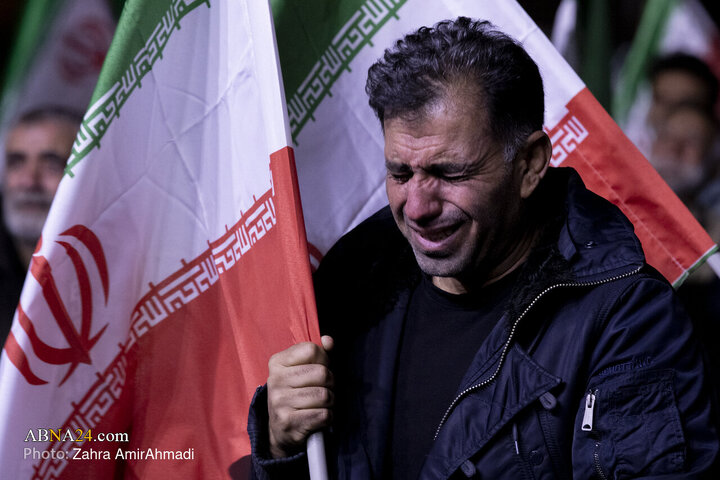 تجمع میدان ولیعصر