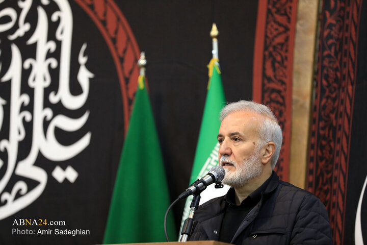 مراسم بزرگداشت شهادت رهبر معظم انقلاب اسلامی در شبستان امام خمینی حرم حضرت شاهچراغ (ع) به میزبانی شهرداری شیراز و شورای شهر شیراز