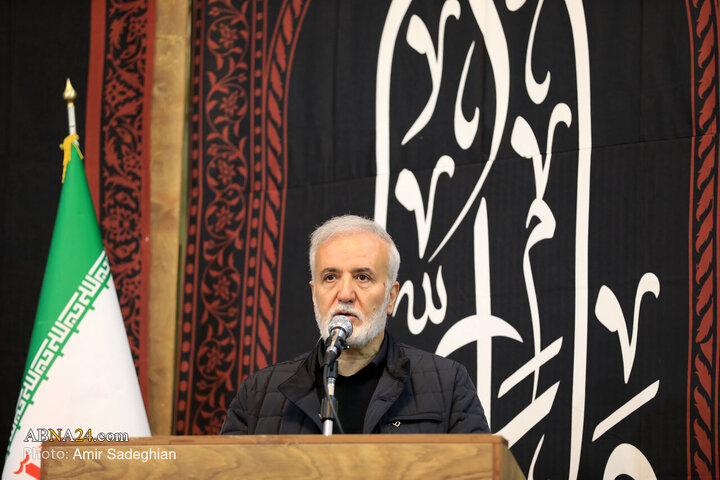 مراسم بزرگداشت شهادت رهبر معظم انقلاب اسلامی در شبستان امام خمینی حرم حضرت شاهچراغ (ع) به میزبانی شهرداری شیراز و شورای شهر شیراز