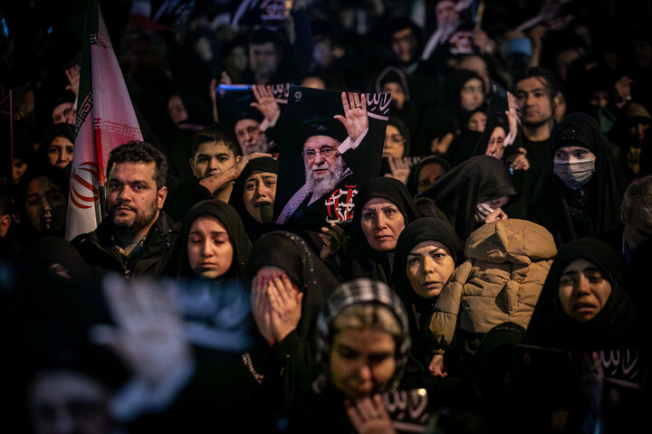 تصاویر/ عزاداری مردم تهران در سوگ رهبر شهید انقلاب اسلامی