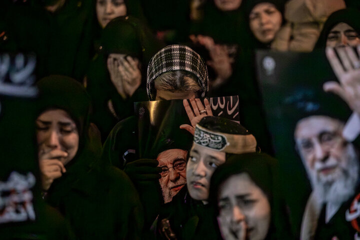 تصاویر/ عزاداری مردم تهران در سوگ رهبر شهید انقلاب اسلامی