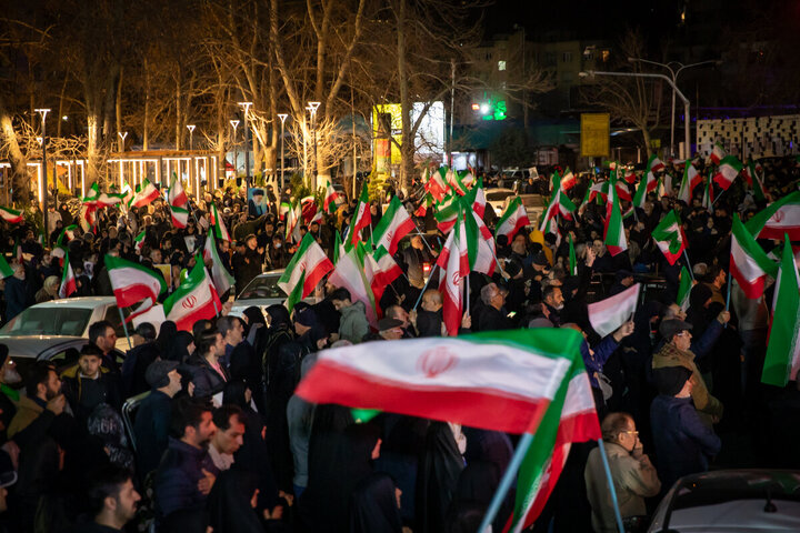 تصاویر/ عزاداری مردم تهران در سوگ رهبر شهید انقلاب اسلامی