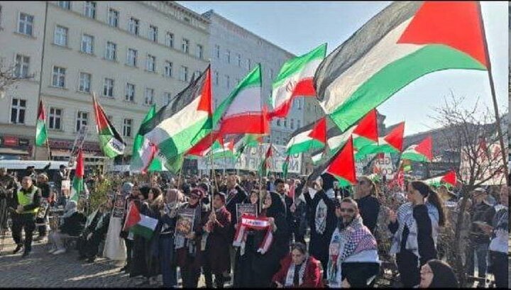 Protest der Deutschen gegen den Krieg gegen den Iran